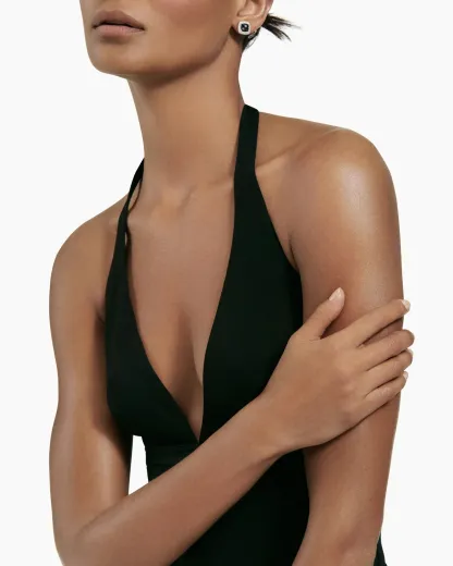 Albion庐 Stud Earrings Sterling Silver with Black Onyx and Diamonds, 7mm