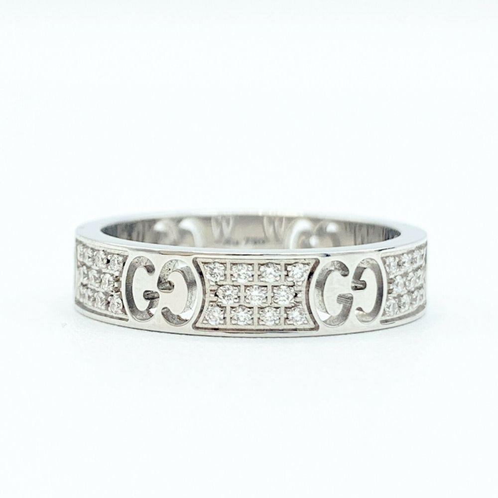 18K White Gold Diamond Icon Stardust Thin Band Ring