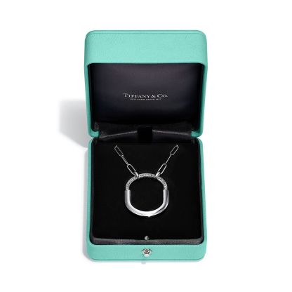 Lock Pendant in White Gold with Diamonds, Large