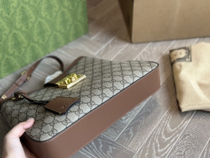 Padlock GG medium shoulder