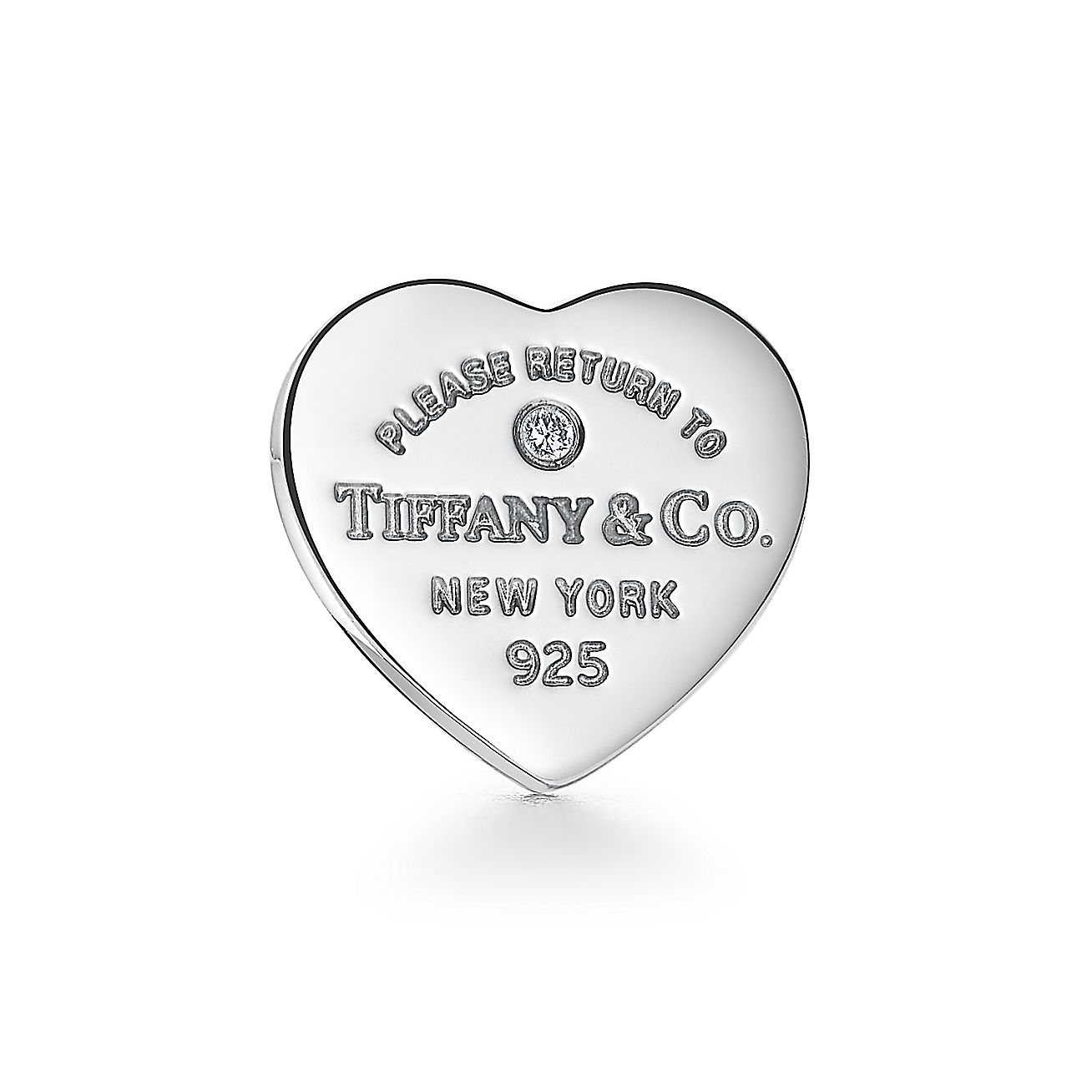 Return to 庐 Heart Tag Earrings in Sterling Silver with a Diamond, Mini