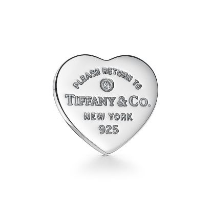Return to 庐 Heart Tag Earrings in Sterling Silver with a Diamond, Mini