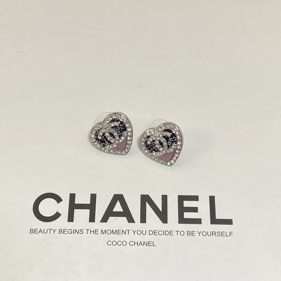 CCE243 CC earring