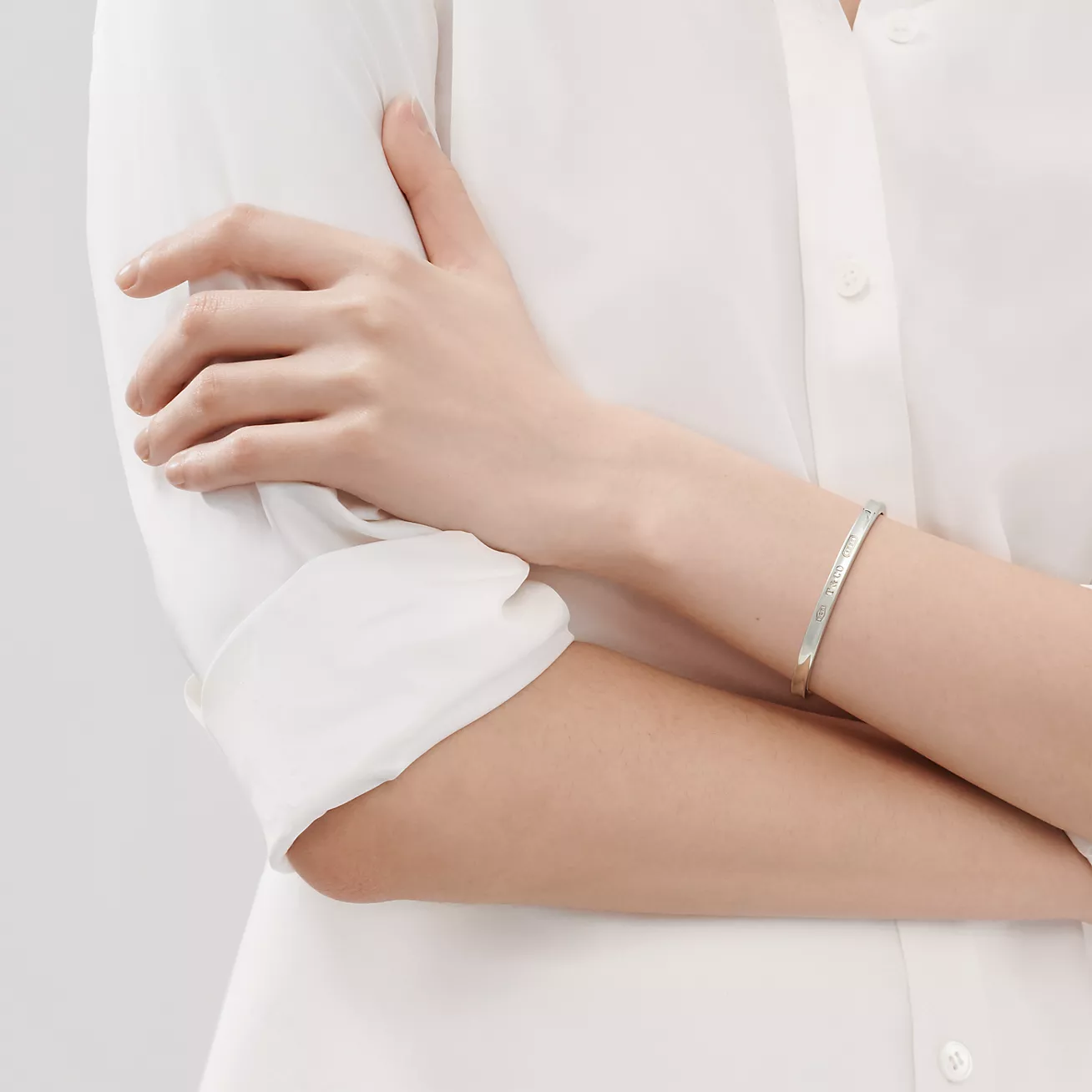 1837庐 Cuff in Silver, Narrow