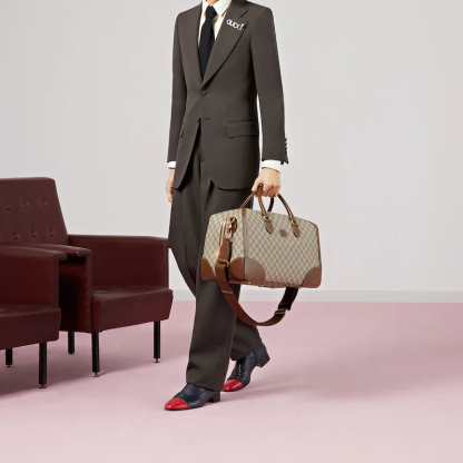 DUFFLE BAG WITH INTERLOCKING G