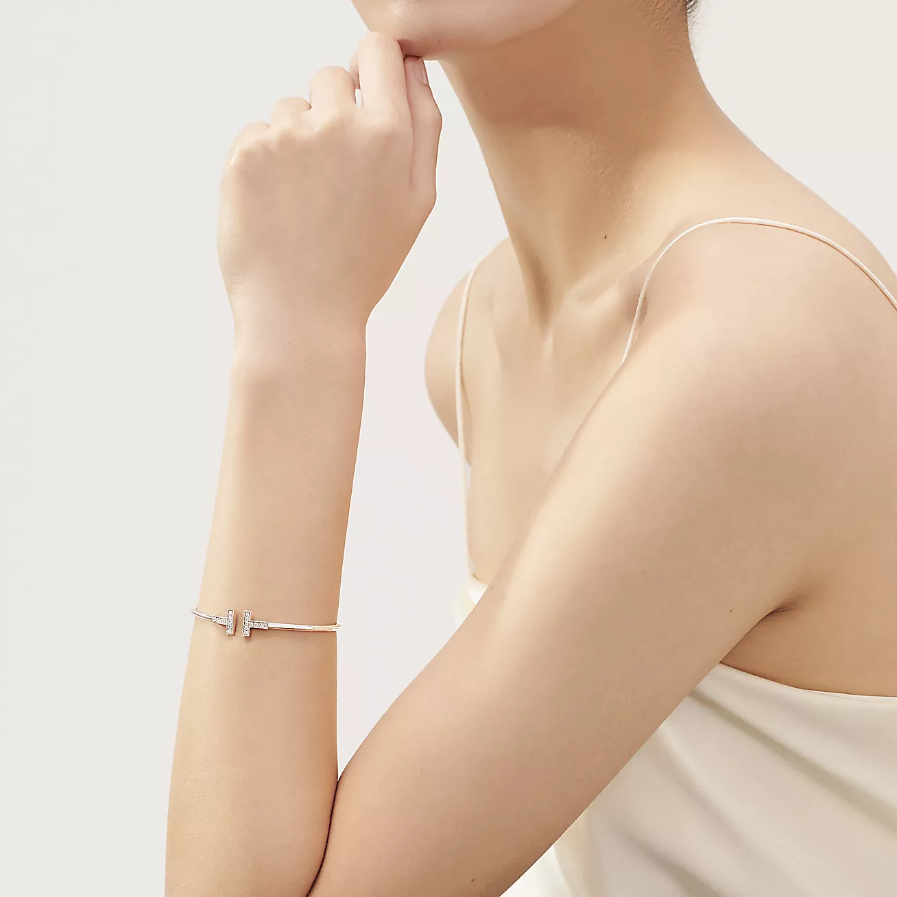 T Diamond Wire Bracelet in 18k White Gold