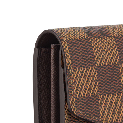 Sarah Wallet N63209