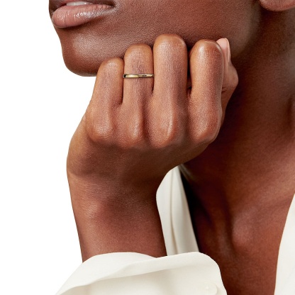 Lock Ring in Yellow Gold