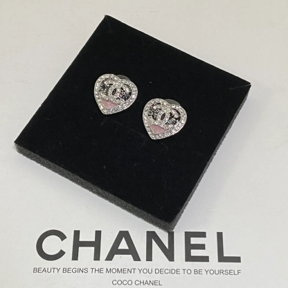 CCE243 CC earring