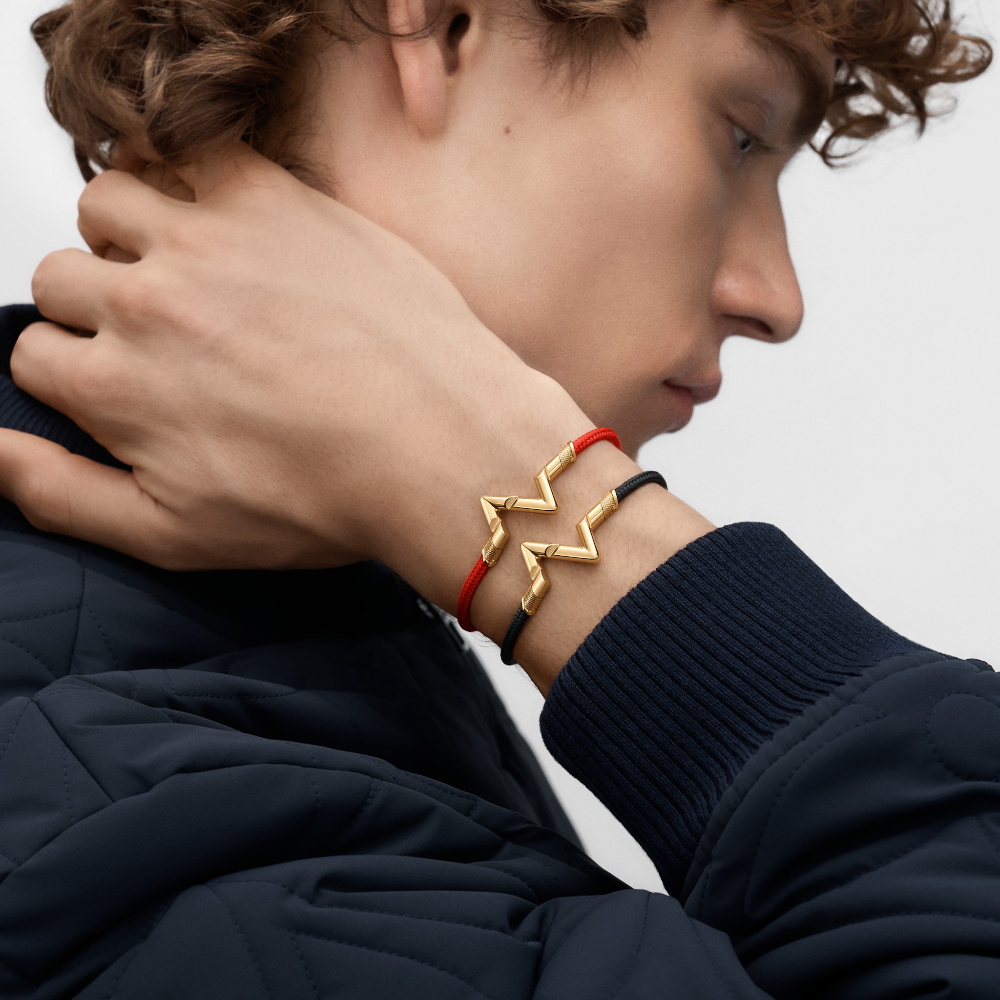 Volt Upside Down Play Large Bracelet, Yellow Gold