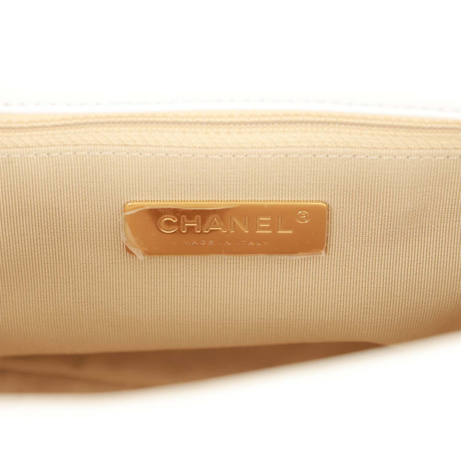 Medium 19 Flap Bag White Calfskin Mixed Hardware