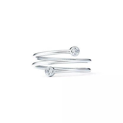 Elsa Peretti庐 Diamond Hoop Ring