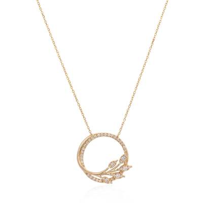 Victoria庐 Diamond Vine Circle Pendant in 18k Yellow Gold