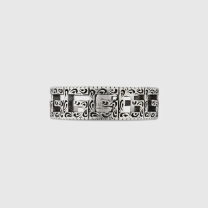 SILVER RING WITH SQUARE G