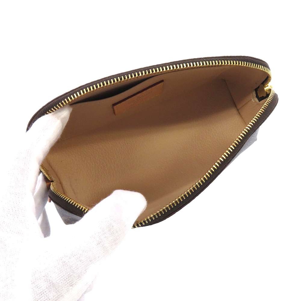 Pouch M47515