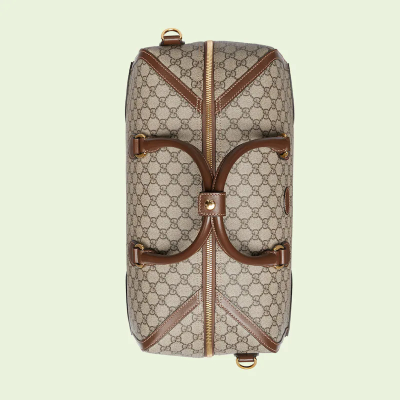 DUFFLE BAG WITH INTERLOCKING G