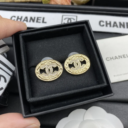 CCE280 CC earring