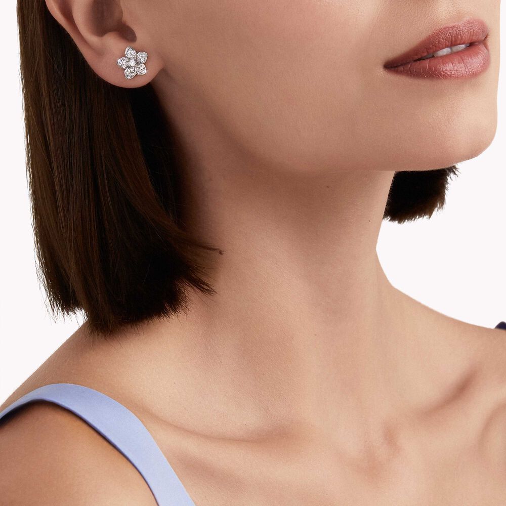 Wild Flower Pavé Diamond Stud Earrings WHITE GOLD