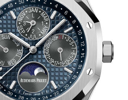 Royal Oak PERPETUAL CALENDAR Ref# 26574TI.OO.1220TI.01