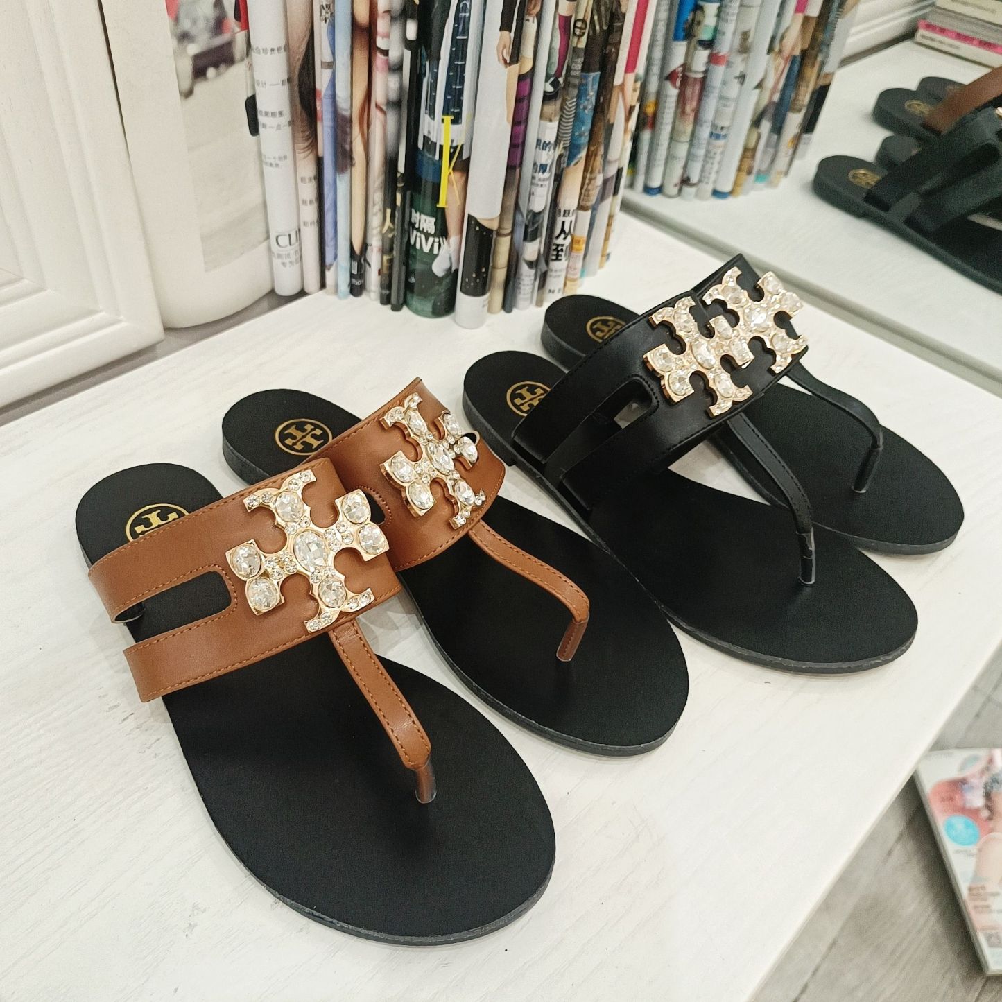 Flat outing Slippers