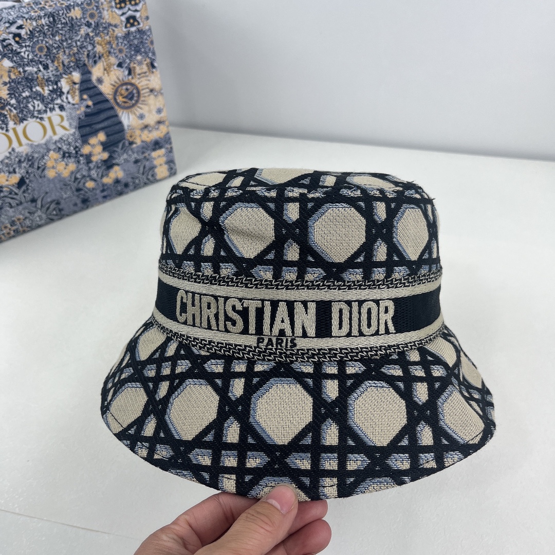 D-BOBBY MACROCANNAGE SMALL BRIM BUCKET HAT