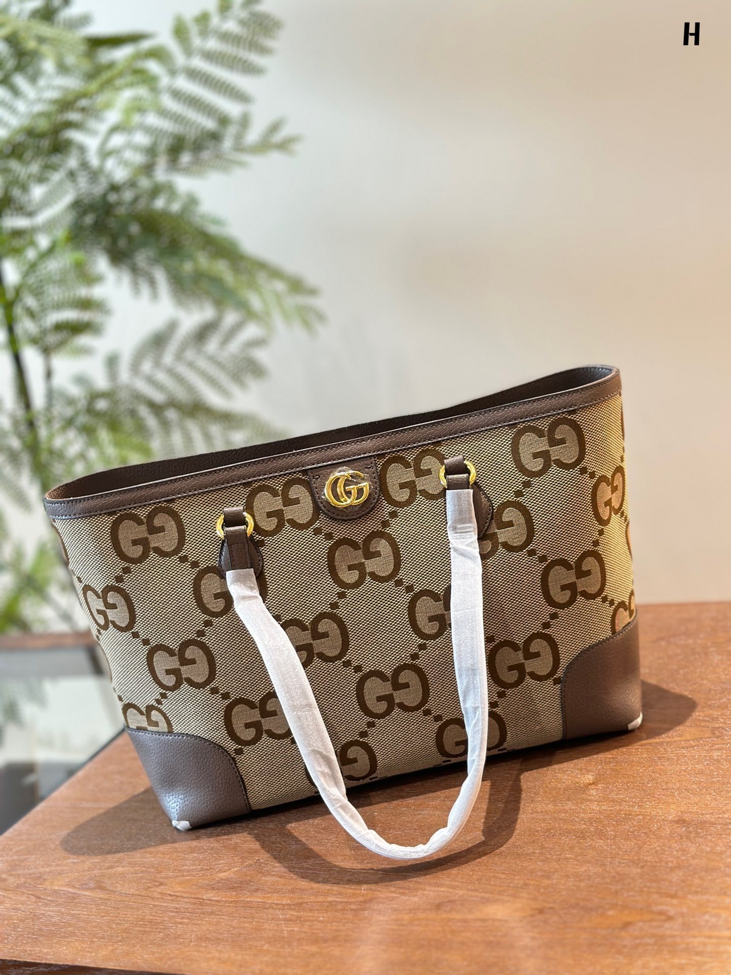 Ophidia Medium Jacquard Denim Tote Bag