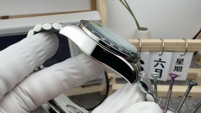 T10 TUDOR Tiffany Blue