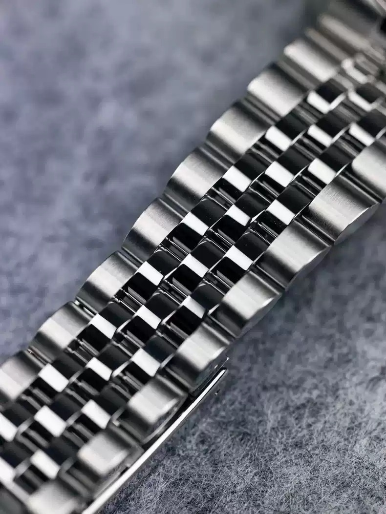 T11 TUDOR Jay Chou Pink