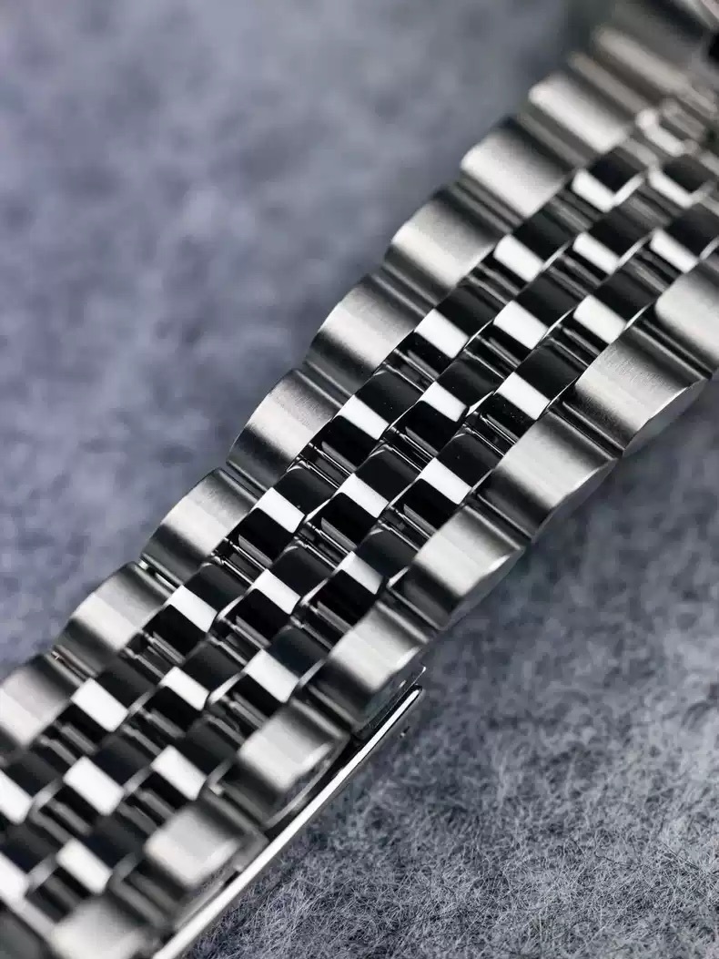 T11 TUDOR Jay Chou Pink