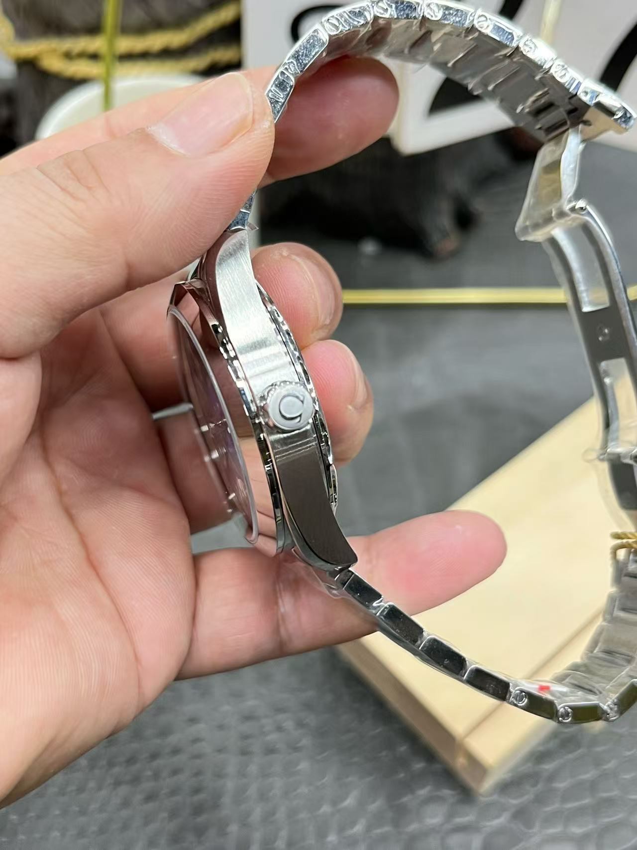 Z19   Seamaster150---World Time---O22010432203001---43mm