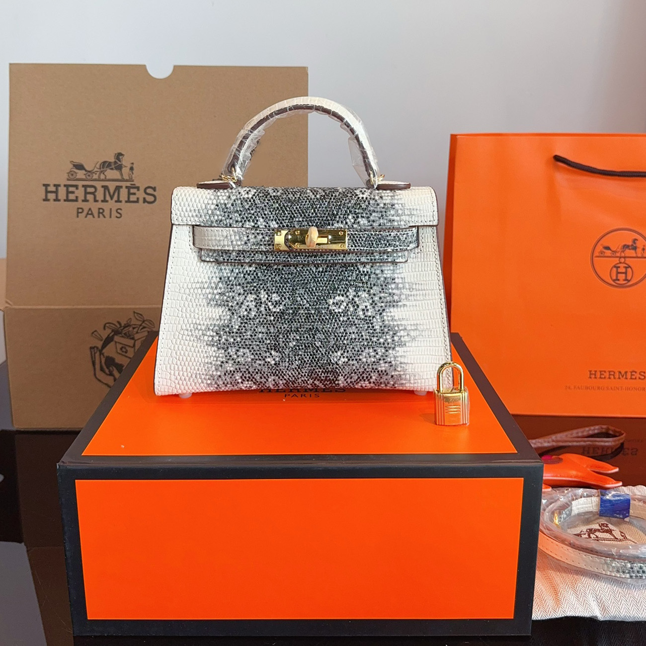 Kelly 20 bag 