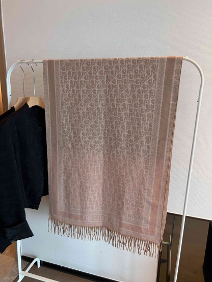 Fashion CD plaid chain pattern scarf