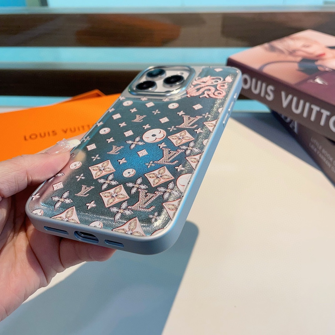 2-in-1 Cell Phone Case with Milk Dragon Pattern