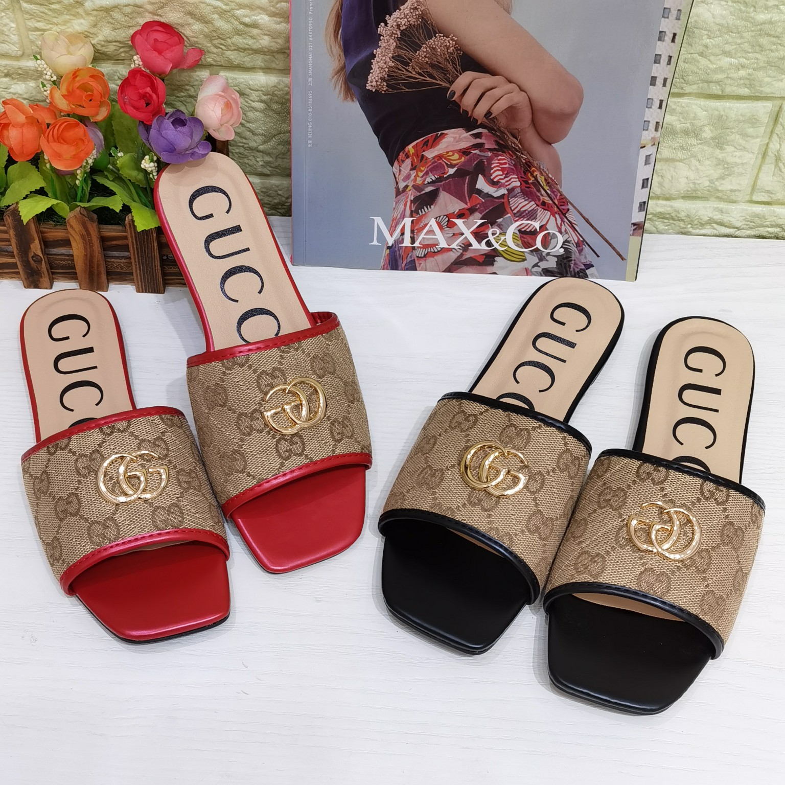 WOMEN'S SLIDE WITH DOUBLE G