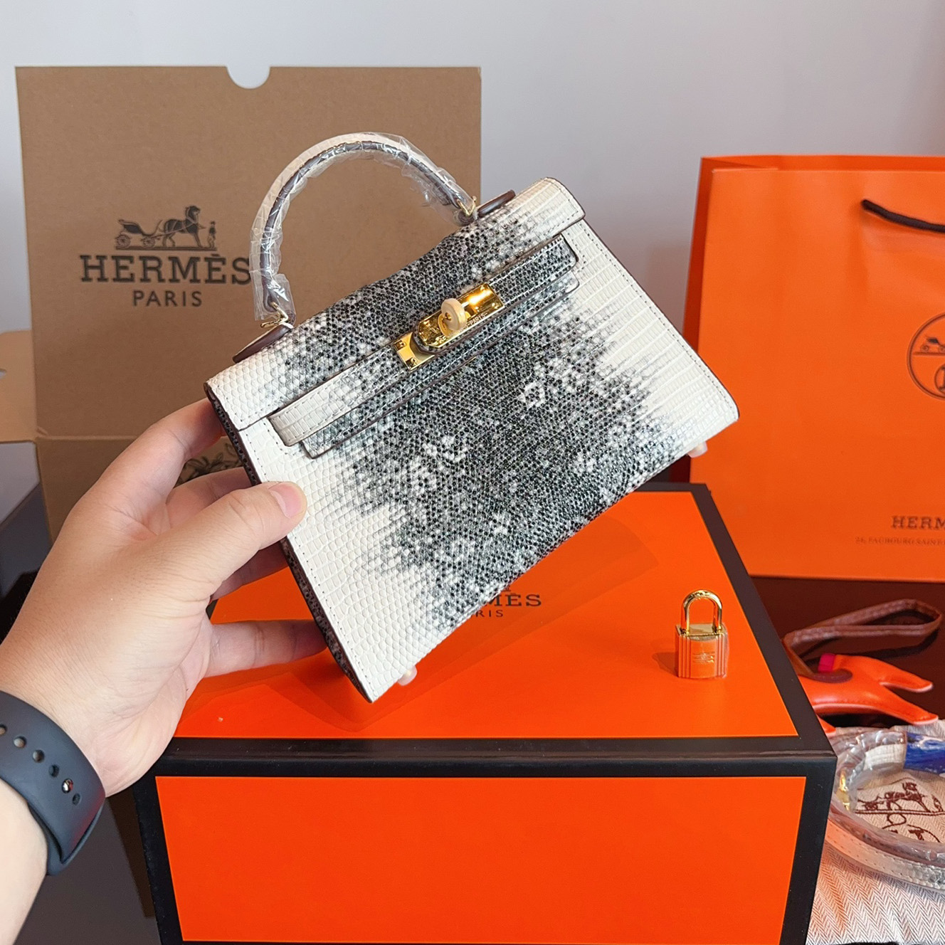 Kelly 20 bag 
