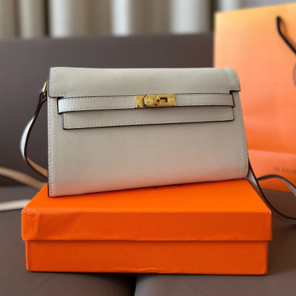 Epsom Kelly Wallet*
