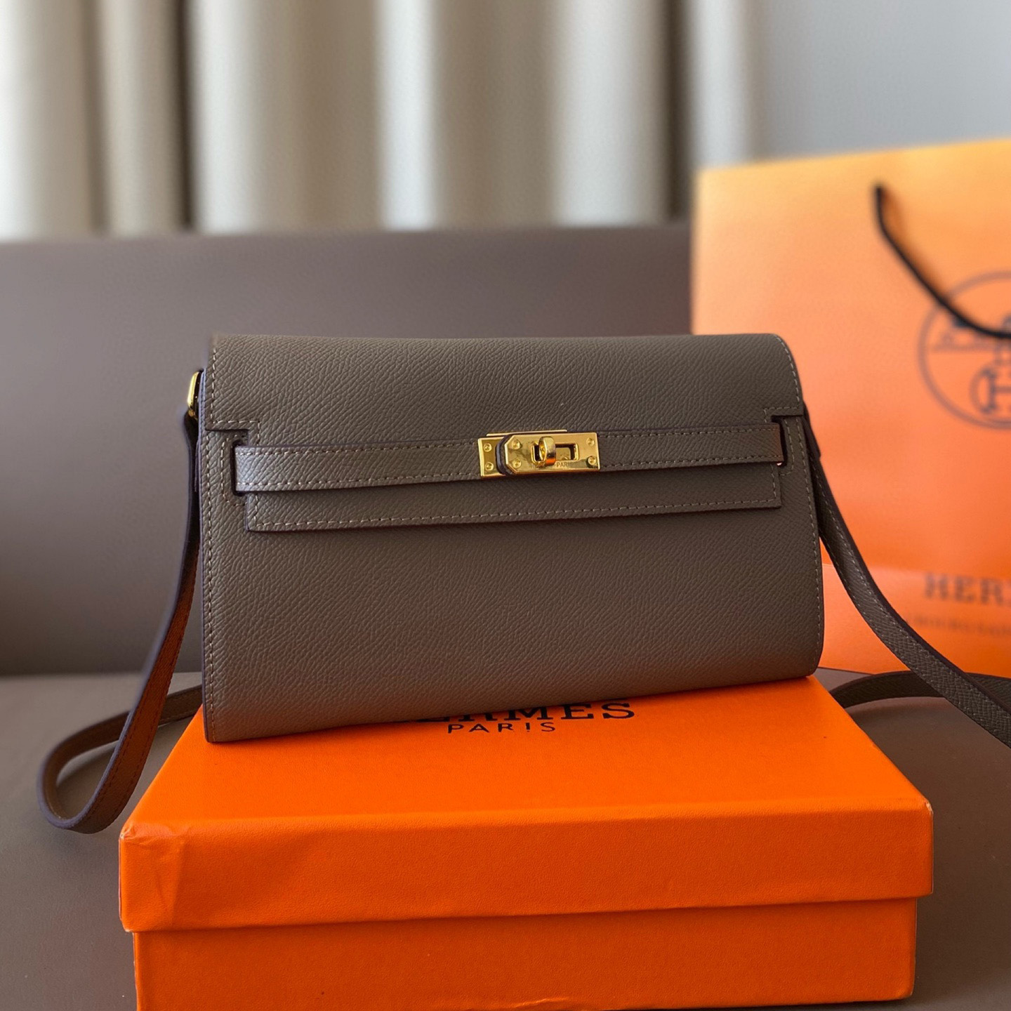 Epsom Kelly Wallet*