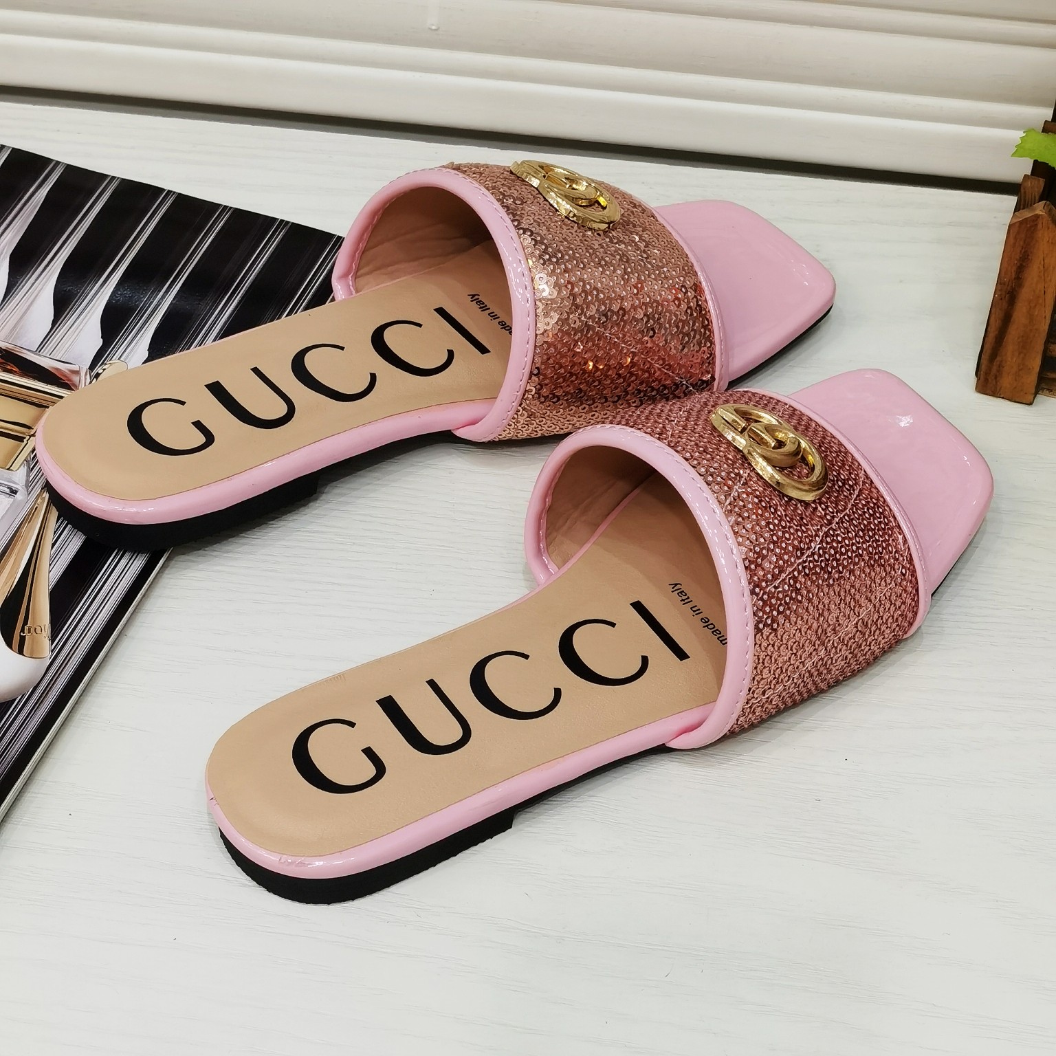 WOMEN'S SLIDE WITH DOUBLE G