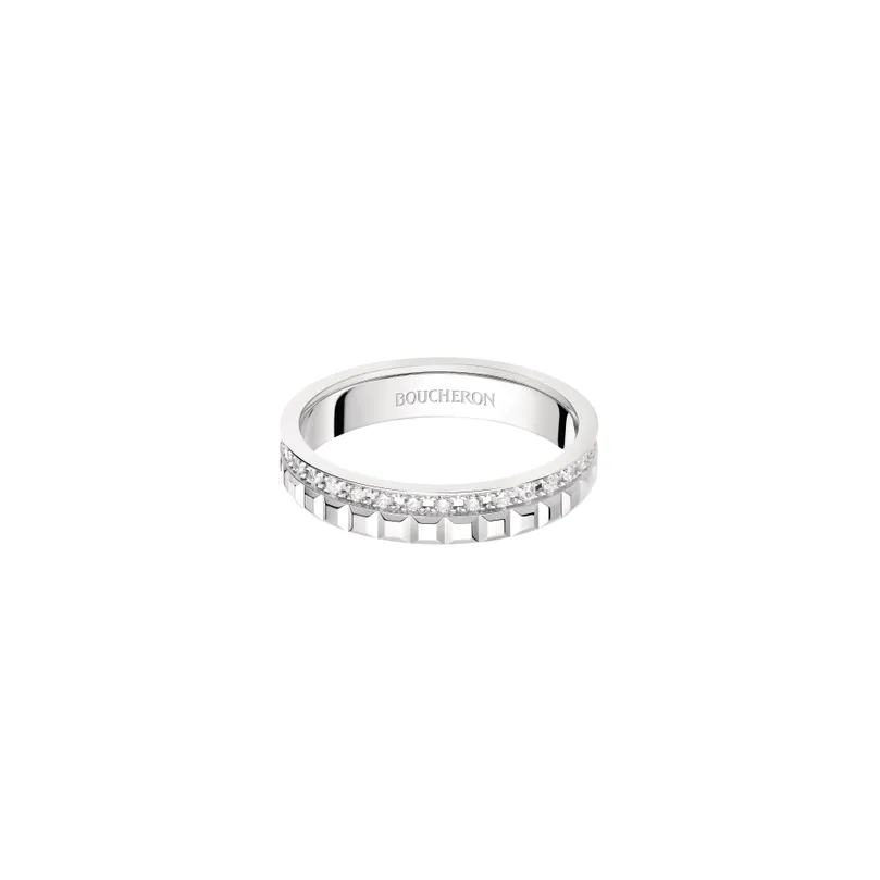 QUATRE RADIANT EDITION CLOU DE PARIS WEDDING BAND