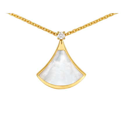 DIVAS DREAM NECKLACE
