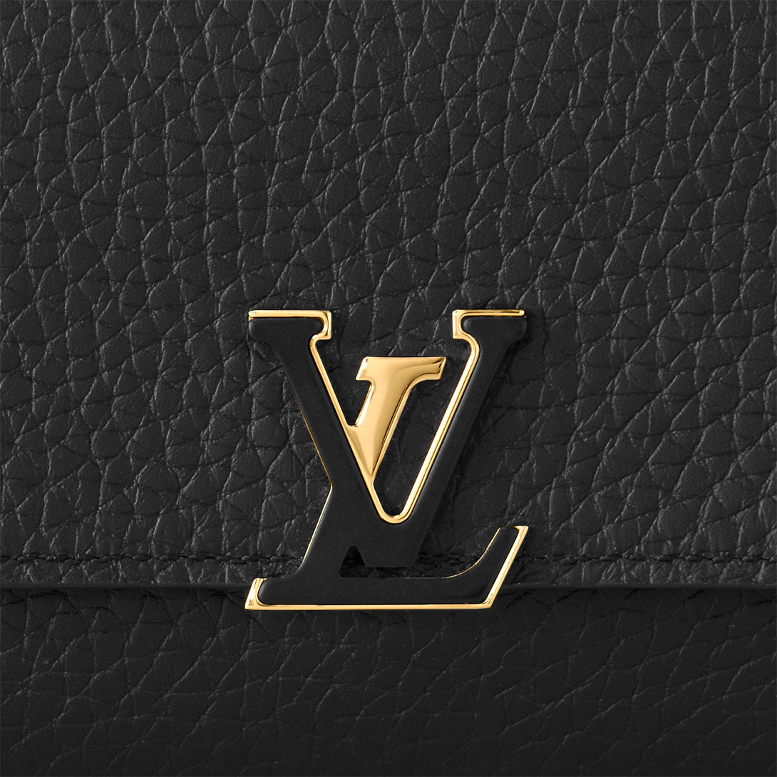 Capucines Compact Wallet M62157
