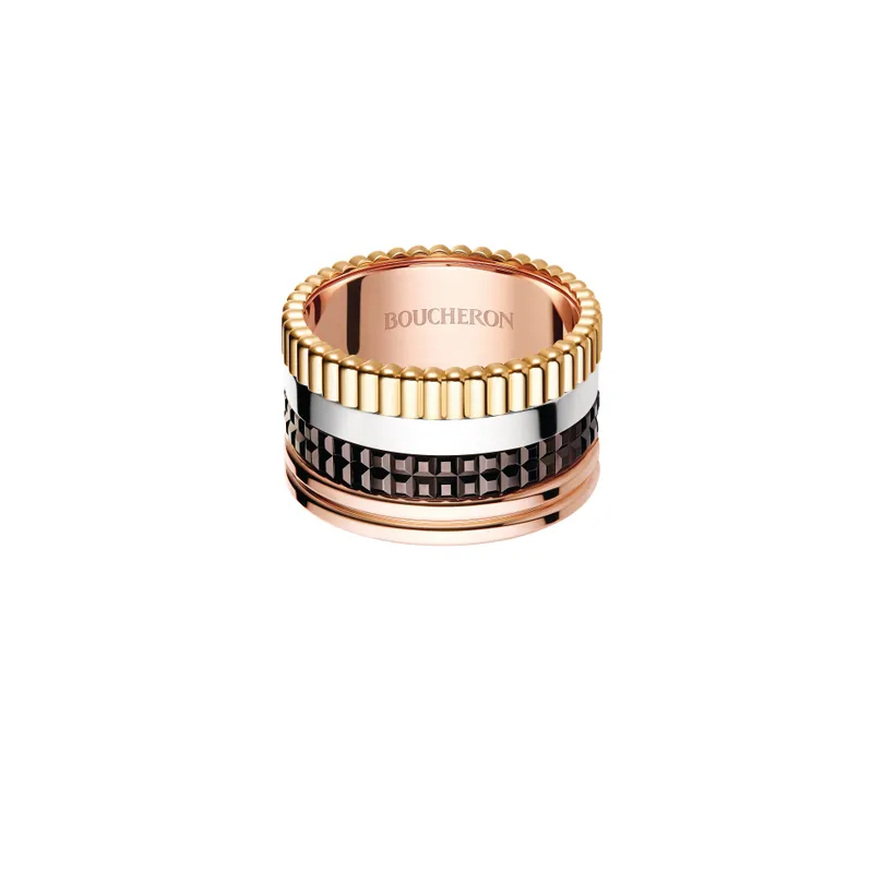 QUATRE CLASSIQUE LARGE RING
