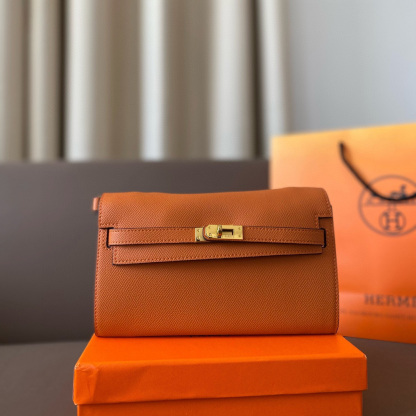 Epsom Kelly Wallet*