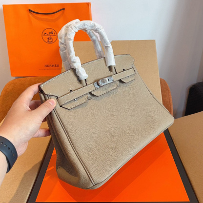 *Birkin 30 Bag