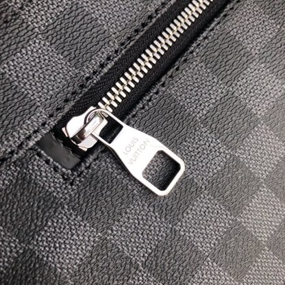 Christopher N41500