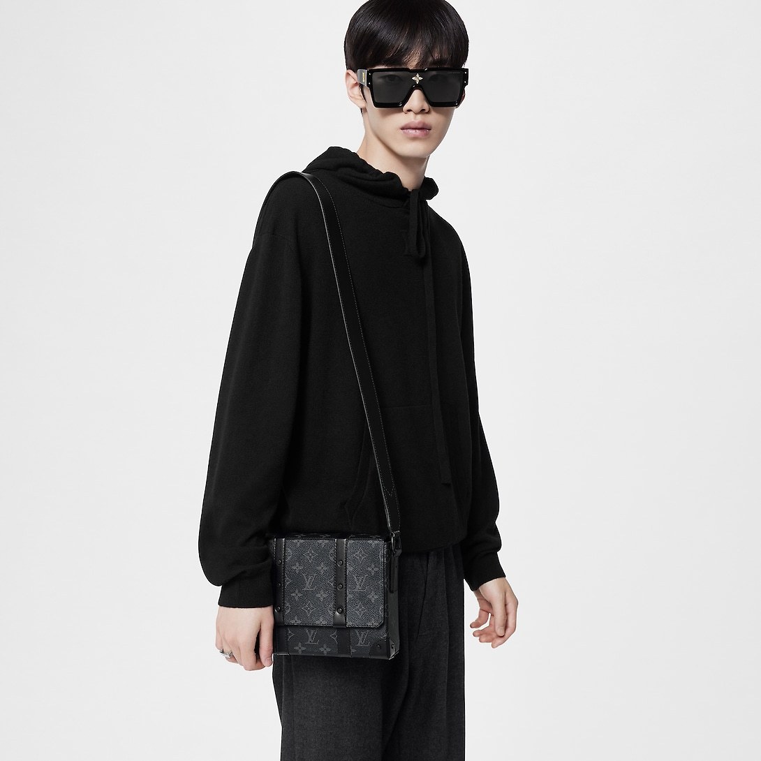 Trunk Messenger