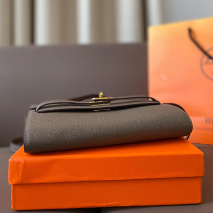 Epsom Kelly Wallet*
