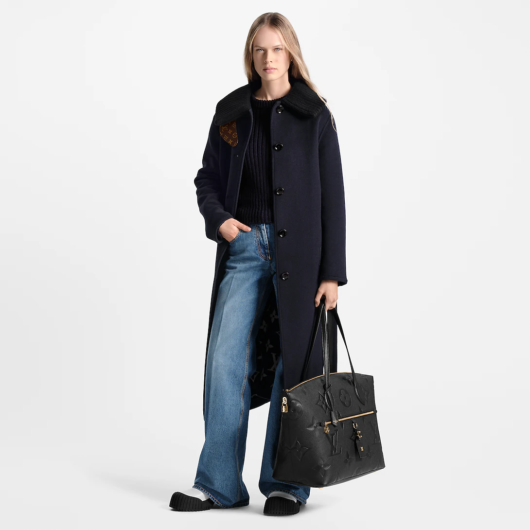 M46357 Travel Bag