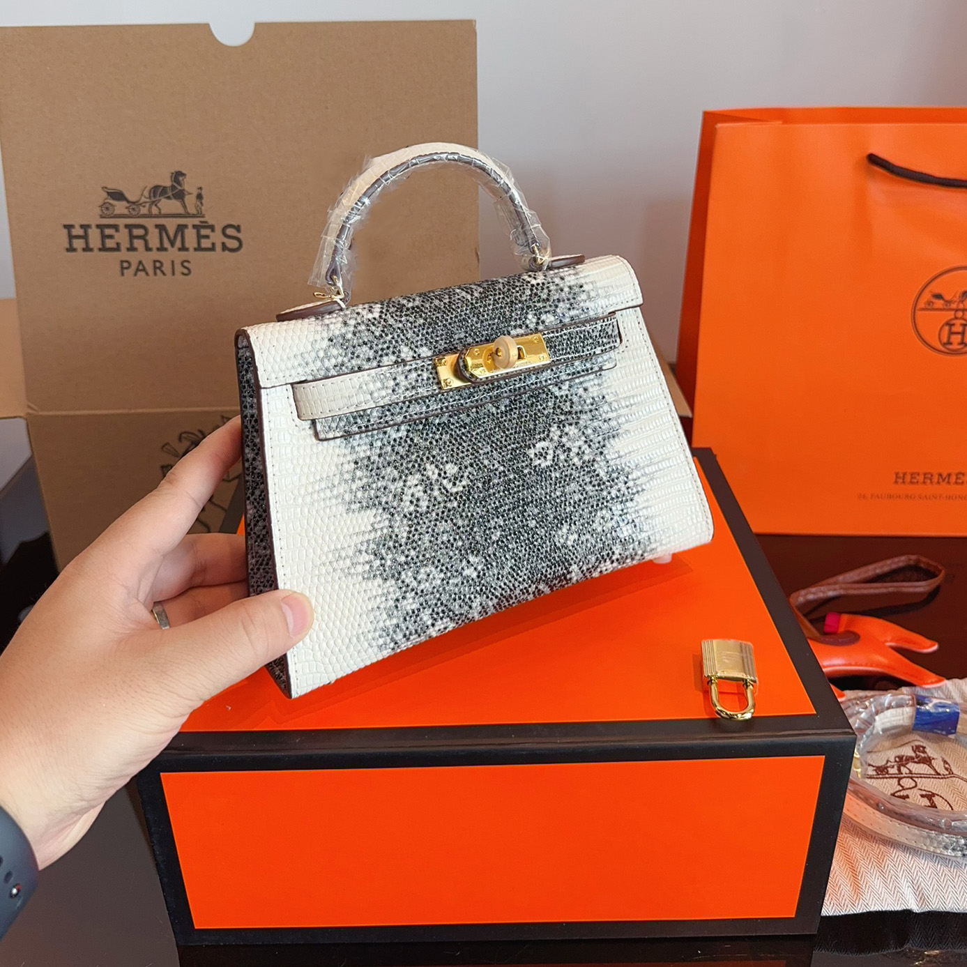 Kelly 20 bag 