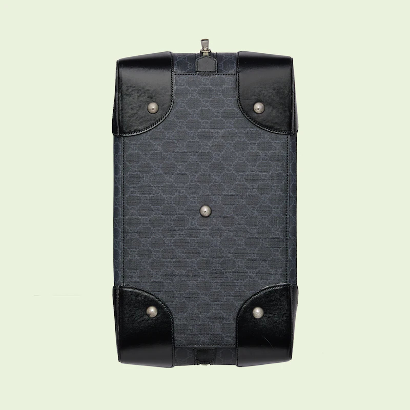 DUFFLE BAG WITH INTERLOCKING G